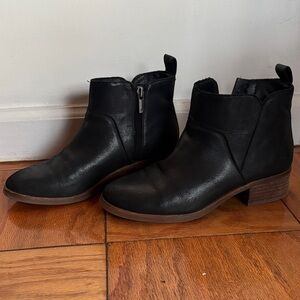 Lucky Brand Leather “Prenma” Black Ankle Side Zip Booties Size 7.5